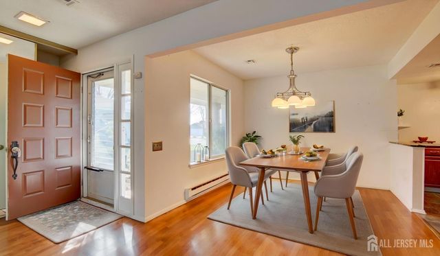 370-B Duranta Plaza, Monroe, NJ 08831