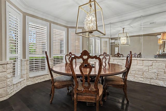 507 Champions DR, Georgetown, TX 78628