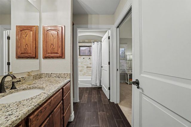 507 Champions DR, Georgetown, TX 78628