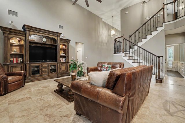 507 Champions DR, Georgetown, TX 78628