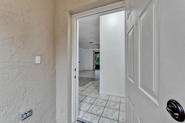 3897 Tree Top Drive, Weston, FL 33332