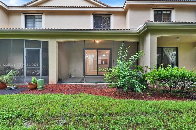 3897 Tree Top Drive, Weston, FL 33332