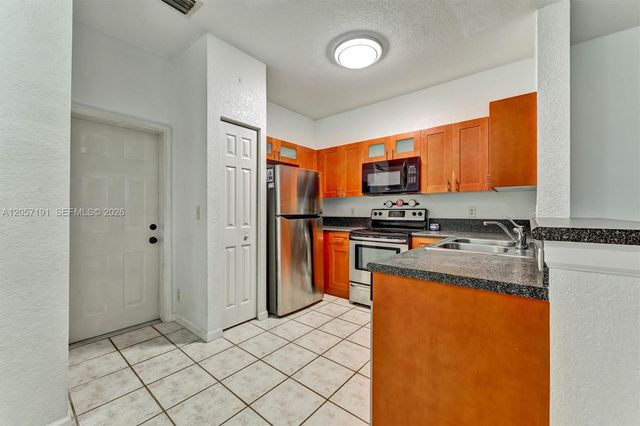3897 Tree Top Drive, Weston, FL 33332