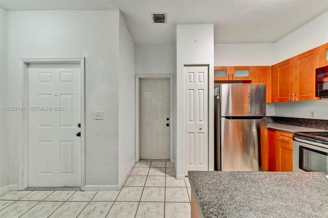 3897 Tree Top Drive, Weston, FL 33332