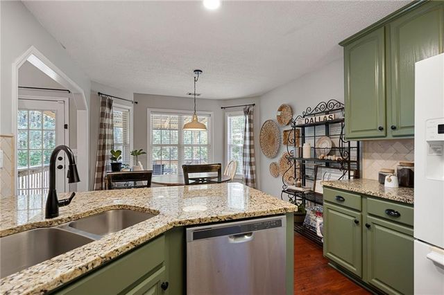 227 Dunleith Drive, Dallas, GA 30132