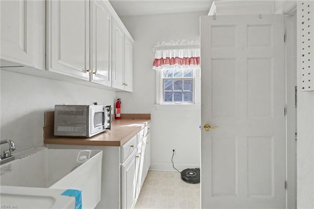 4105 Margaret Ann CT, Chesapeake, VA 23321