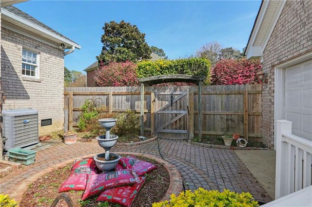 4105 Margaret Ann CT, Chesapeake, VA 23321