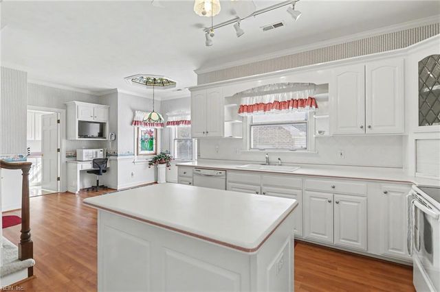 4105 Margaret Ann CT, Chesapeake, VA 23321