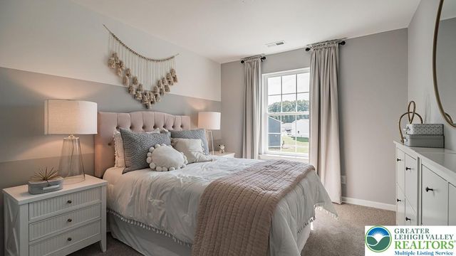 111 Winding Road, Forks Twp, PA 18040