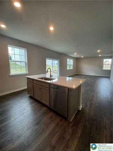 111 Winding Road, Forks Twp, PA 18040