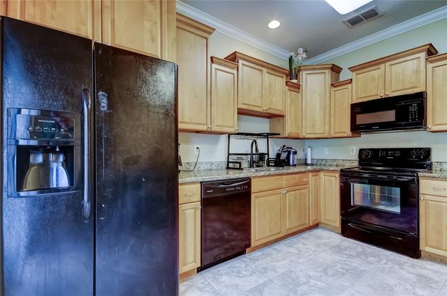 258 ALEXANDER WOODS DRIVE, Plant City, FL 33563