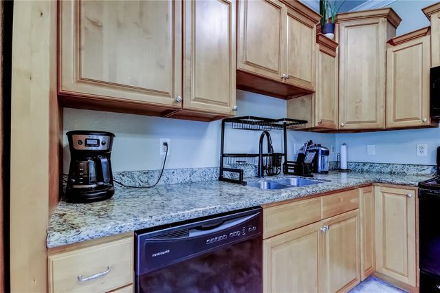 258 ALEXANDER WOODS DRIVE, Plant City, FL 33563