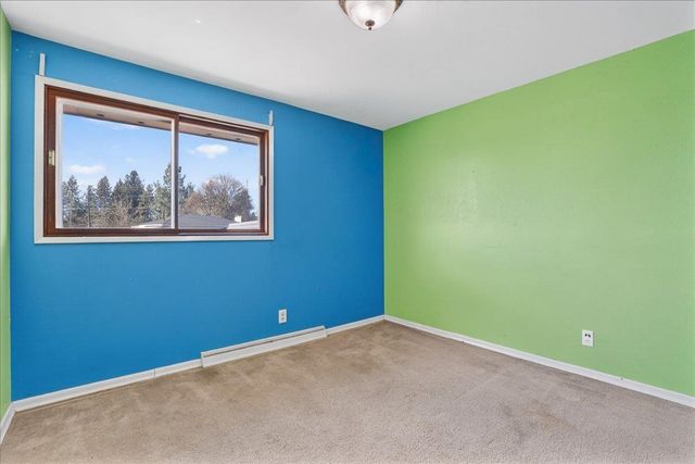 6202 N Winston Dr, Spokane, WA 99205