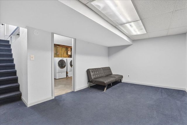 6202 N Winston Dr, Spokane, WA 99205