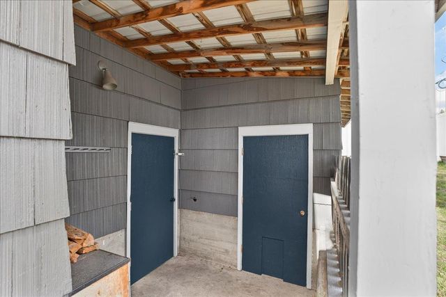 6202 N Winston Dr, Spokane, WA 99205