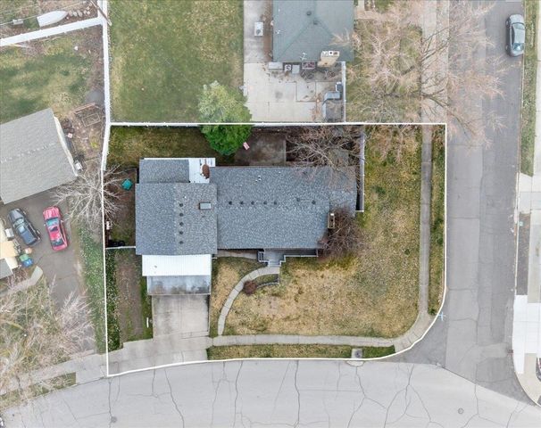 6202 N Winston Dr, Spokane, WA 99205