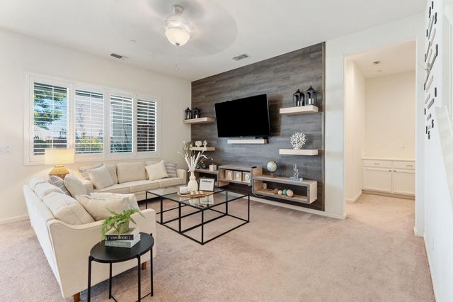 10325 Ensemble Way, Elk Grove, CA 95757