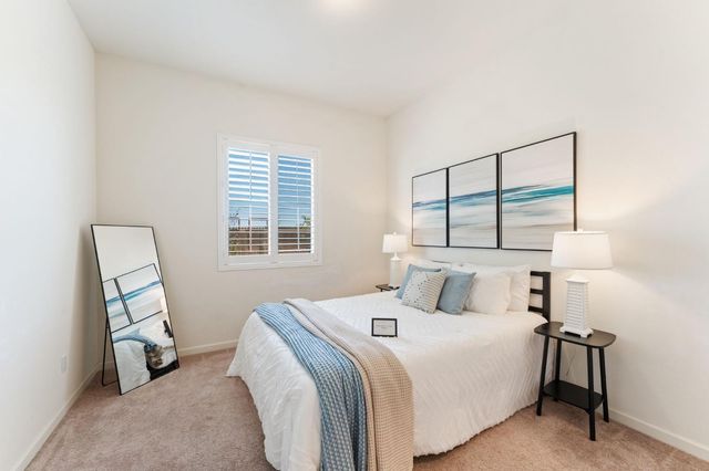 10325 Ensemble Way, Elk Grove, CA 95757