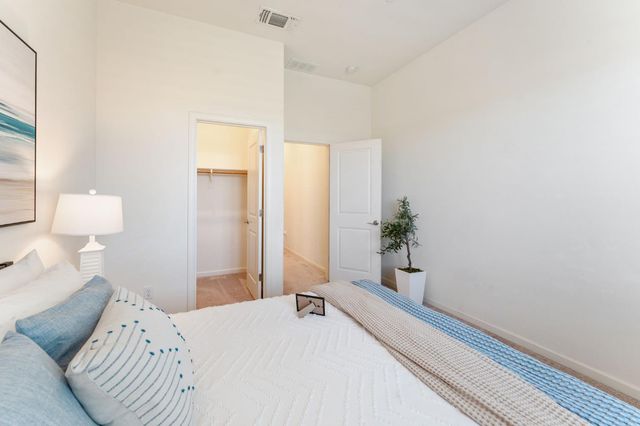 10325 Ensemble Way, Elk Grove, CA 95757