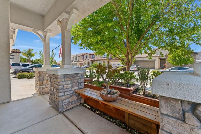 10325 Ensemble Way, Elk Grove, CA 95757
