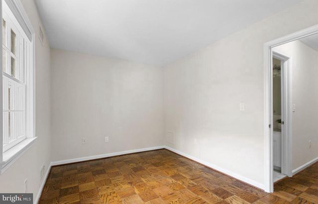 982 N ROYAL ST, Alexandria, VA 22314