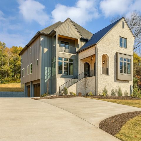 459 Franklin Rd, Franklin, TN 37069