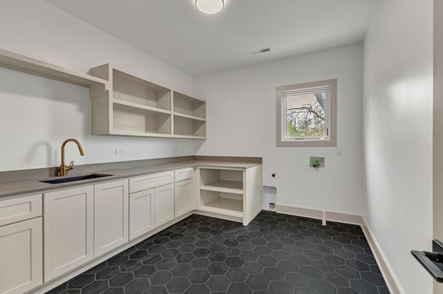 459 Franklin Rd, Franklin, TN 37069