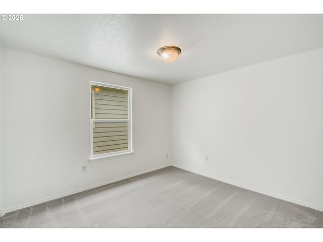 8680 S HOLLYHOCK St, Rockaway Beach, OR 97136