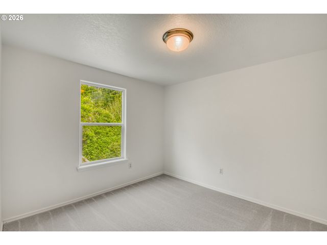 8680 S HOLLYHOCK St, Rockaway Beach, OR 97136