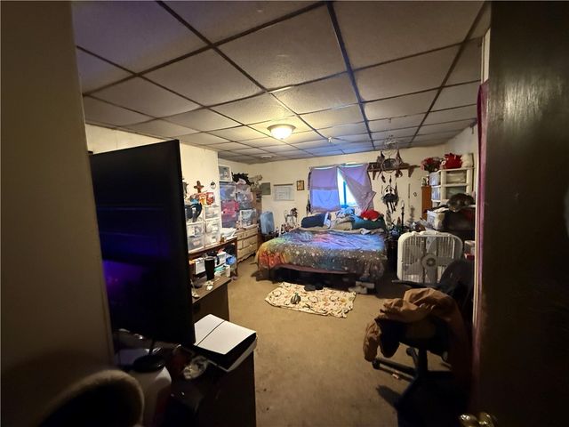 122 W Quarry St, City Of But Sw, PA 16001