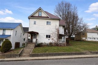 122 W Quarry St, City Of But Sw, PA 16001
