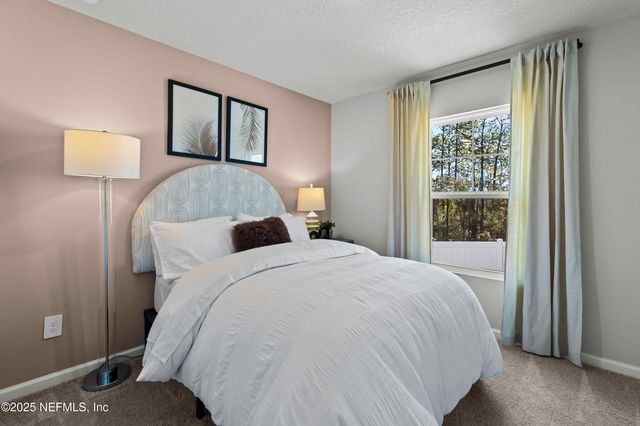 245 BRAZIL NUT Circle, Jacksonville, FL 32218