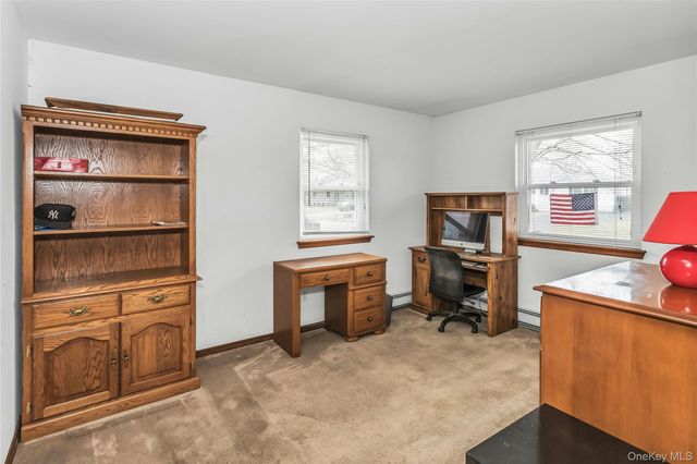 82 Donna Drive, Baiting Hollow, NY 11933