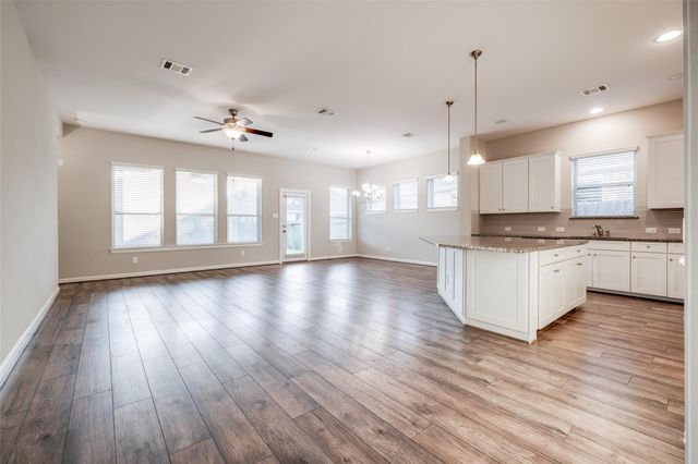 225 Catoti Cay Court, Conroe, TX 77304