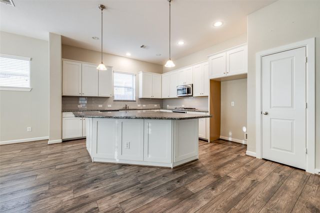 225 Catoti Cay Court, Conroe, TX 77304