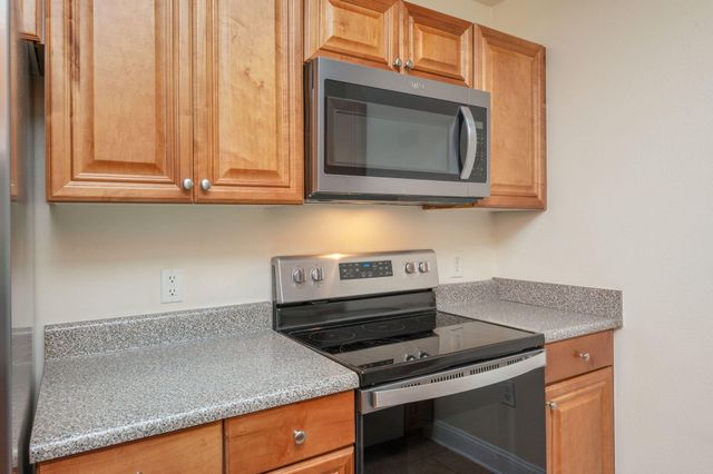 535 Wingspan Way, Crestview, FL 32536