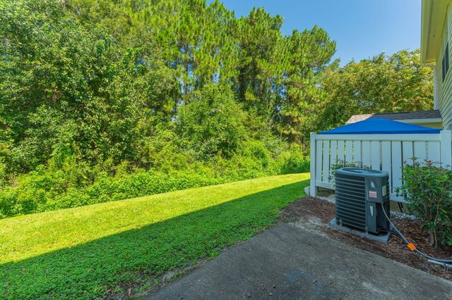 535 Wingspan Way, Crestview, FL 32536