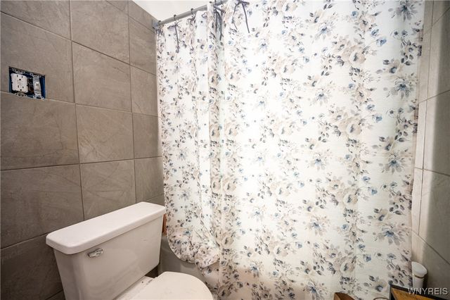 91 Hollywood Avenue, Buffalo, NY 14220