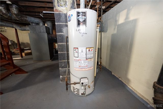 91 Hollywood Avenue, Buffalo, NY 14220