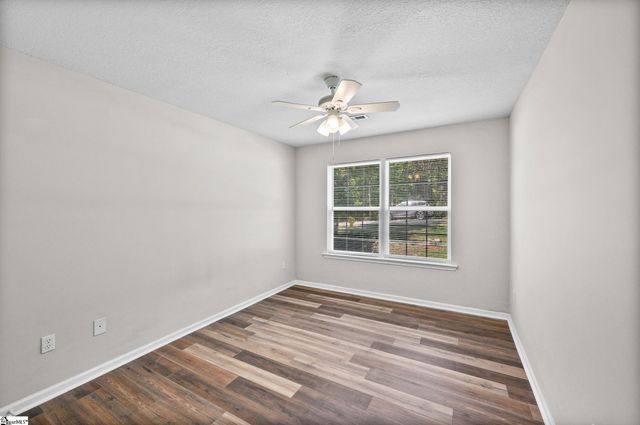 200 Mcconnell Road, Taylors, SC 29687