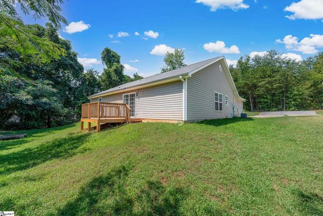 200 Mcconnell Road, Taylors, SC 29687