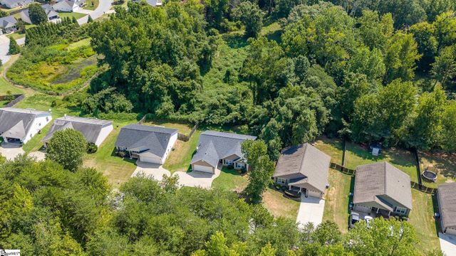 200 Mcconnell Road, Taylors, SC 29687