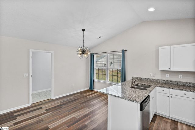 200 Mcconnell Road, Taylors, SC 29687