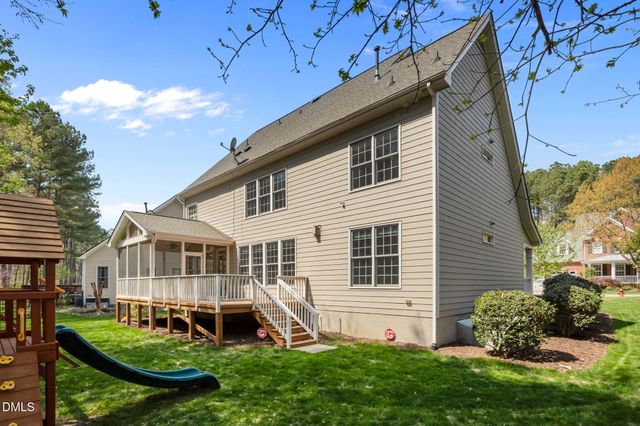 105 Baynes Court, Chapel Hill, NC 27517