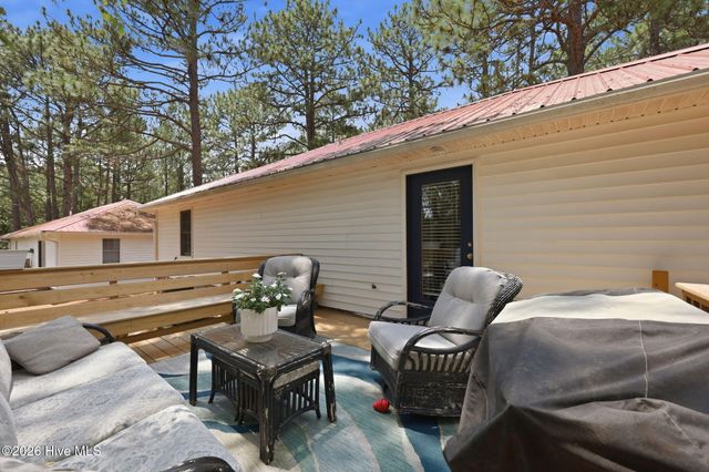 133 Villa Drive, West End, NC 27376