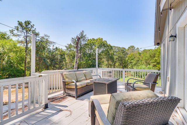 372 Plum ST, Bastrop, TX 78602
