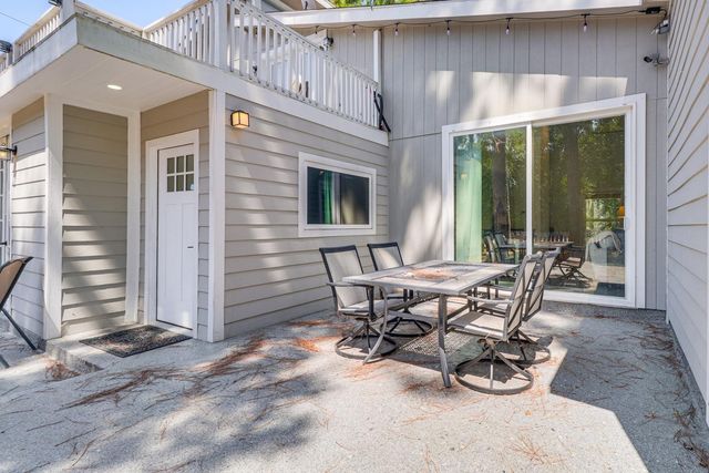372 Plum ST, Bastrop, TX 78602