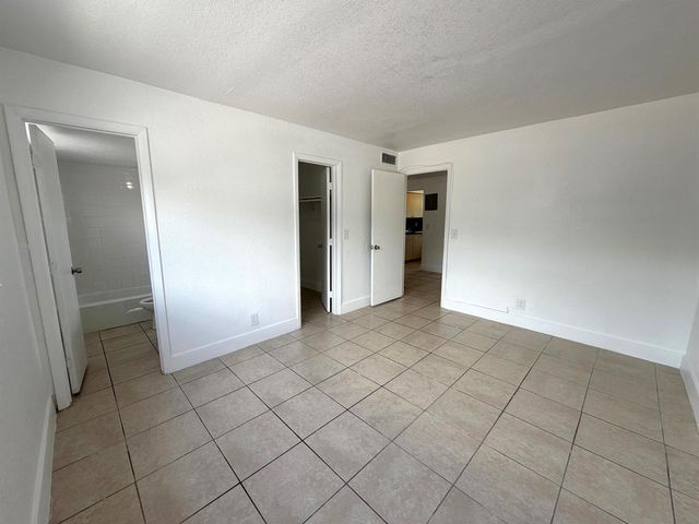 2127 Davie Boulevard 115, Fort Lauderdale, FL 33312