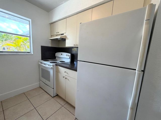 2127 Davie Boulevard 115, Fort Lauderdale, FL 33312