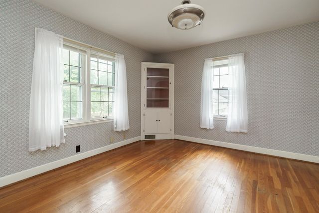 123 W South Street, Worthington, OH 43085